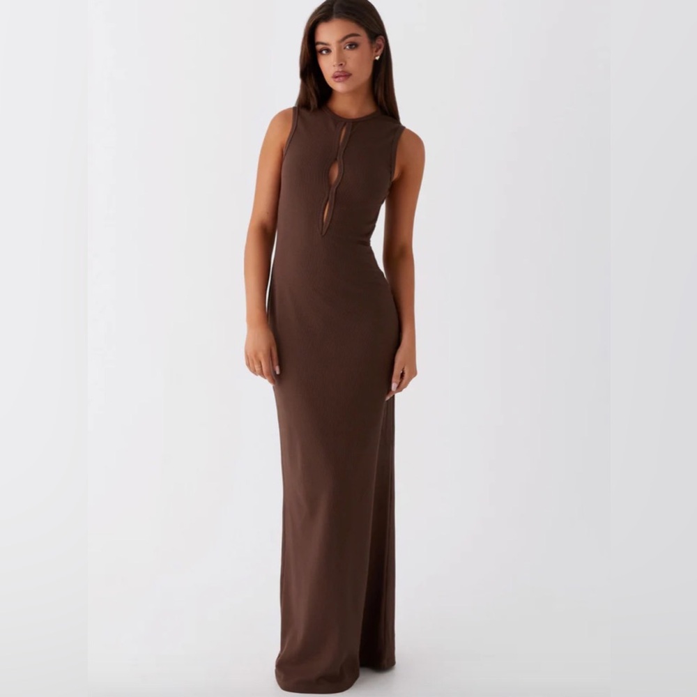 Peppermayo Exclusive - Shay Cut Out Maxi Dress - Chocolate